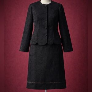 Women’s Black 2 piece Blazer/Skirt Set